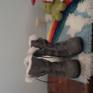 Gray snow boots